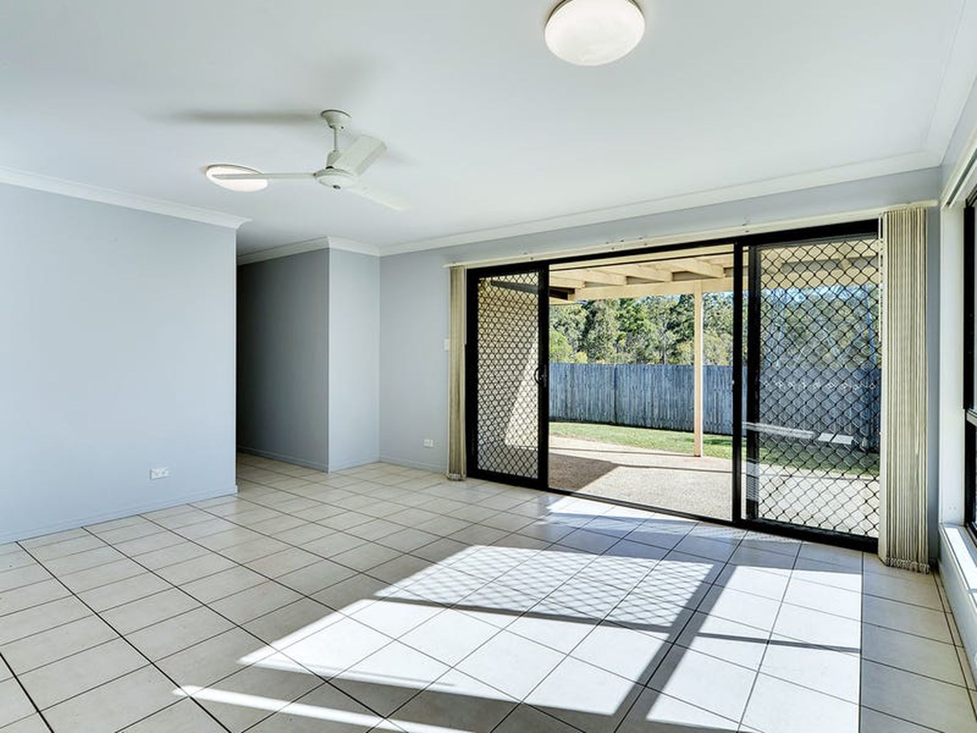 23 Sutherland Crescent, Goodna