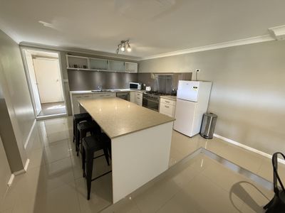 25 WOODBRY CRESCENT, Oxley Vale