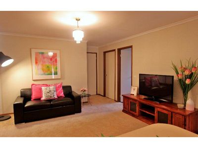 50 Springfield Crescent, Hampton Park