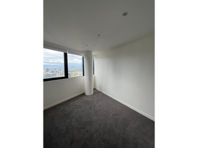 3205 / 250 City Road, Southbank