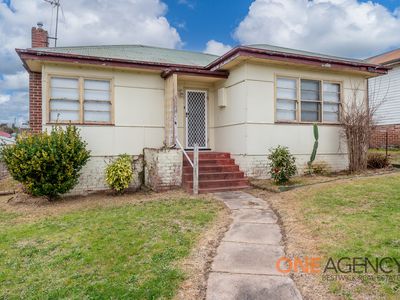 251 Peel Street, West Bathurst