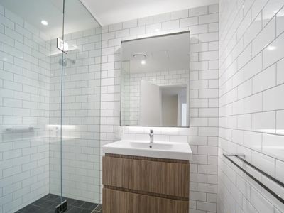 402 / 147 Ross Street, Forest Lodge