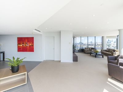 1905 / 96 Bow River, Burswood