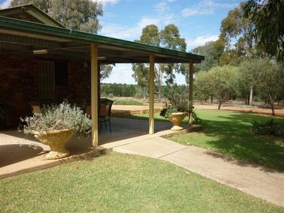 6R Curries Road, Dubbo