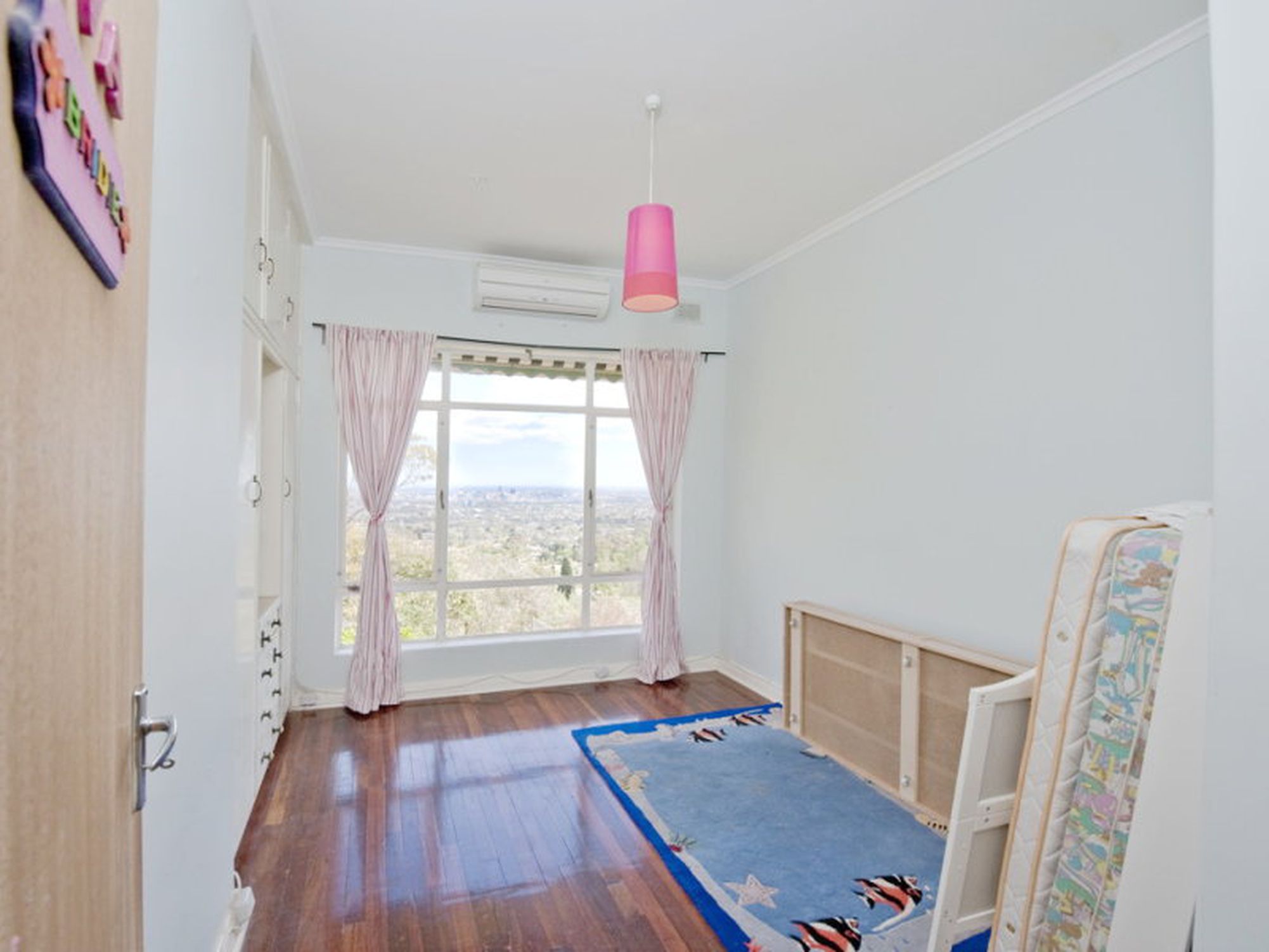 5 Chapman Crescent, Glen Osmond