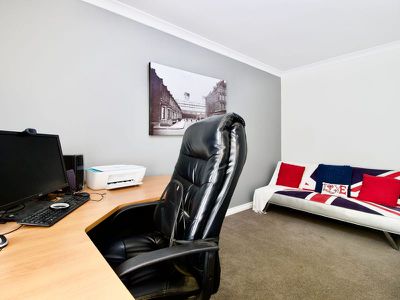 8 Harperia Way , Baldivis
