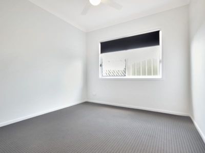 2 / 5 Heartwood Drive, Edgeworth