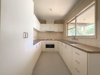 5 Storer Court, Swan Hill