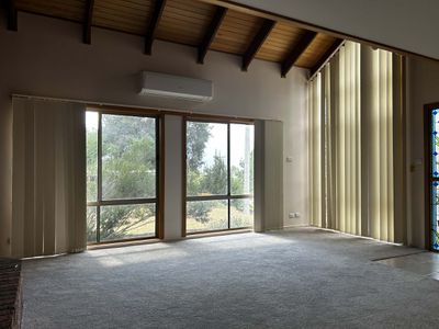 8 Reid Court, Tawonga South