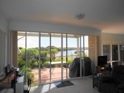 2 / 67 Marine Drive, Tea Gardens