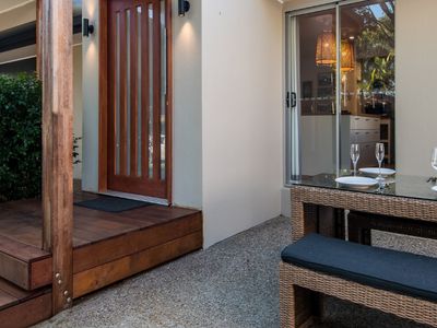 10 Amarina Avenue, Mooloolaba