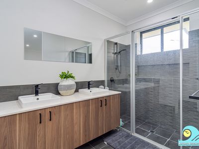 143 Myrlea Trail, Alkimos