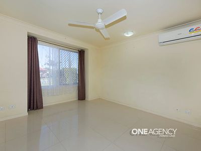7 Leonie Place, Doolandella