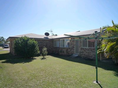 6 Rosella Way, Woodgate