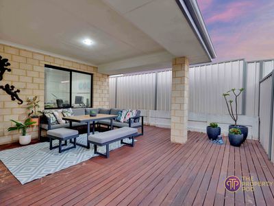 14 Gully Close, High Wycombe