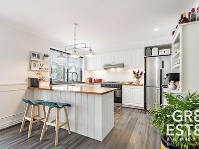 4 Susan Close, Narre Warren