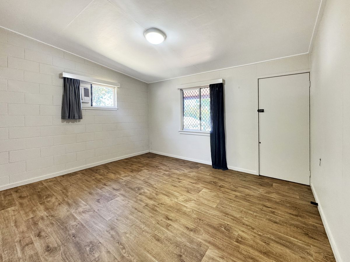 17 ARMSTRONG STREET, Atherton