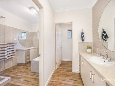 2 Chatham Court, Alice River