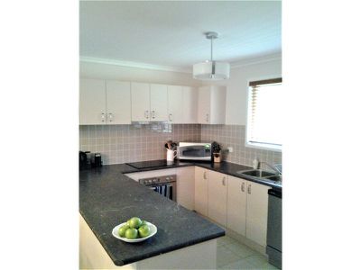 7 / 8 Briggs Road, Springwood