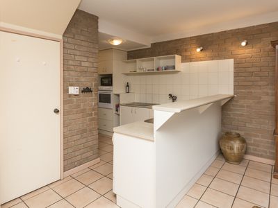 1 / 2 Lewis Street, Airlie Beach