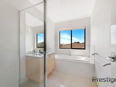 367 Saltwater Promenade, Point Cook