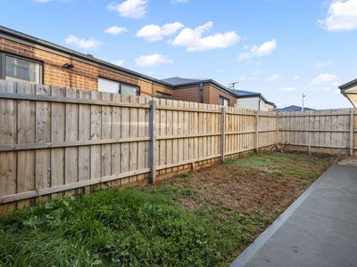 50 Jarlath Drive, Mambourin