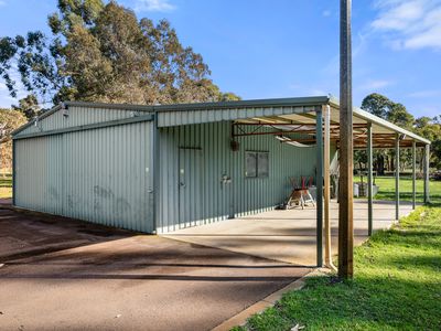 64 Egerton Drive, Serpentine