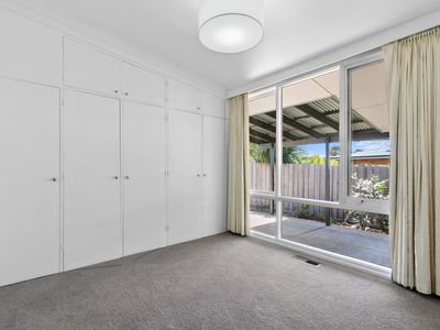 10 Turnbull Street, Sale