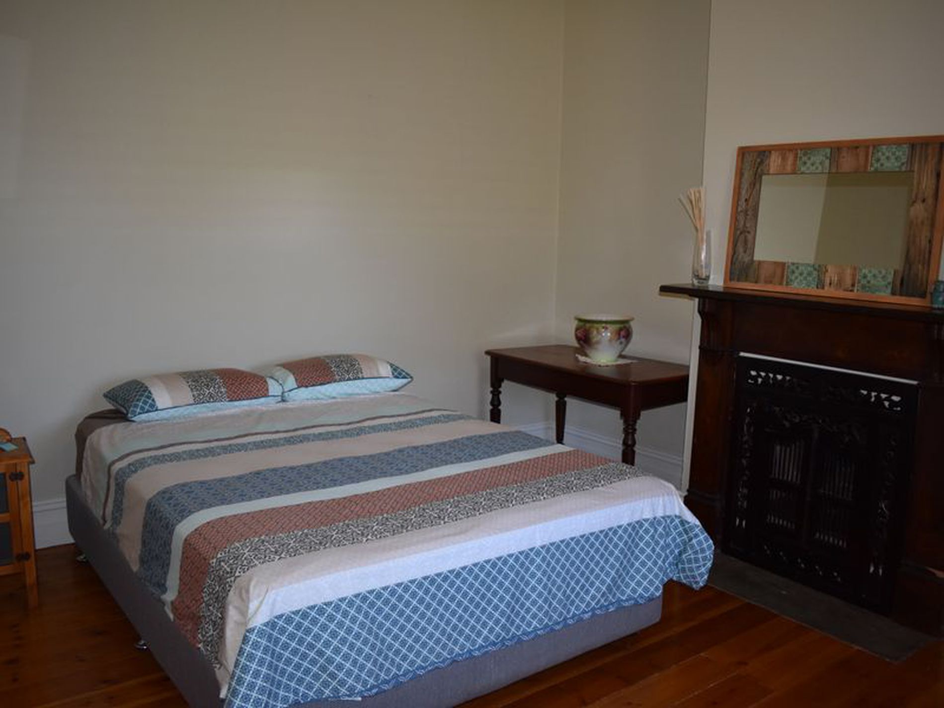 9 Main Street, Millicent