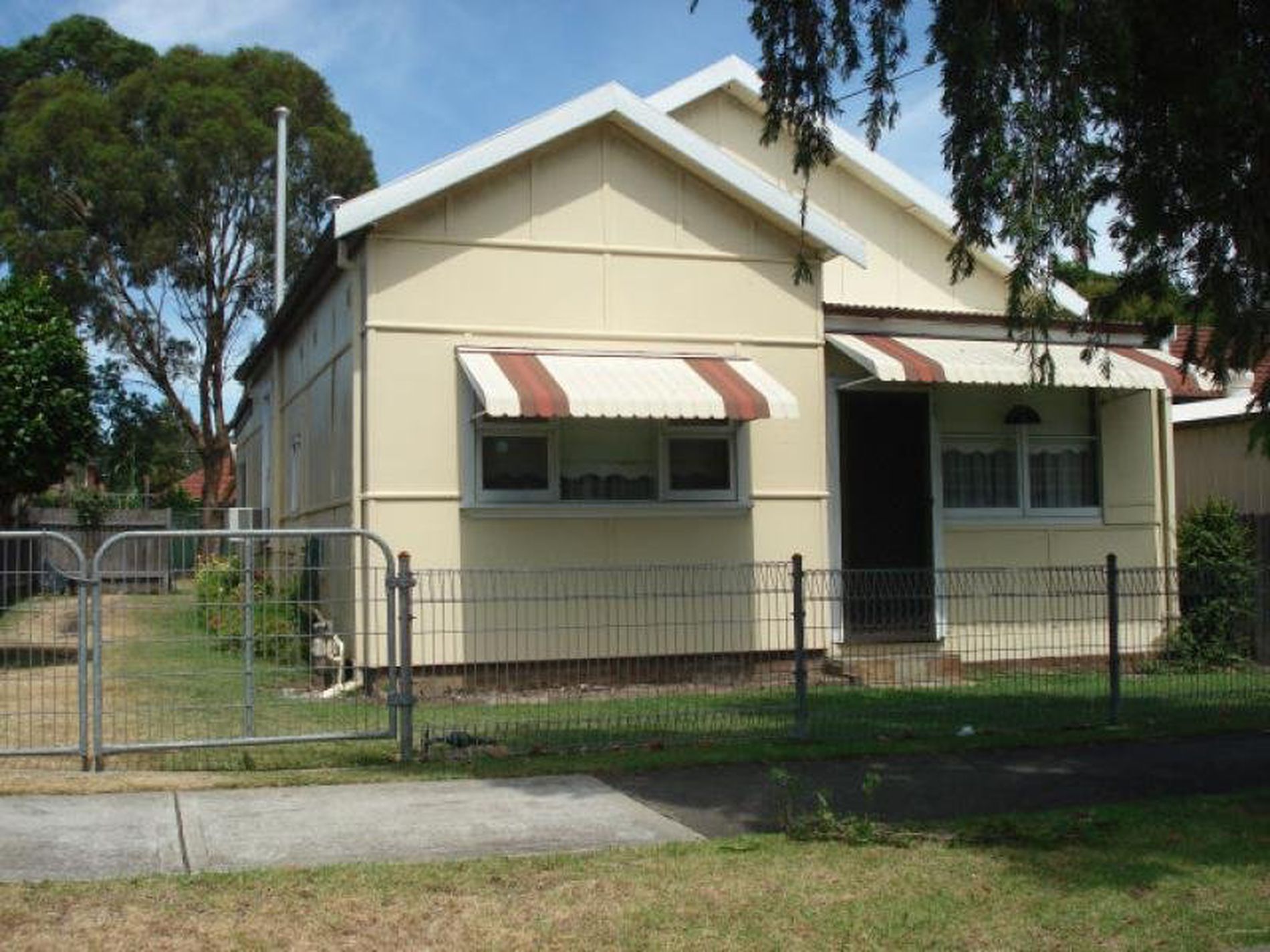 1 Moreton STREET, Lakemba