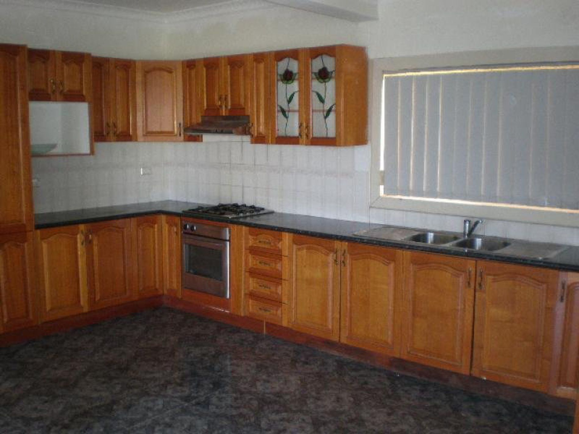 28 Sunny CRESCENT, Punchbowl