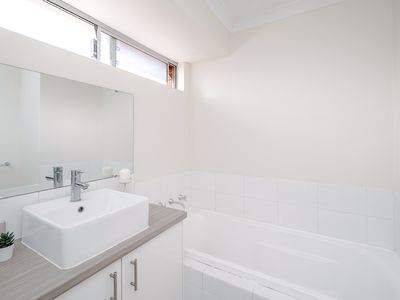 9B Towton Street, Redcliffe