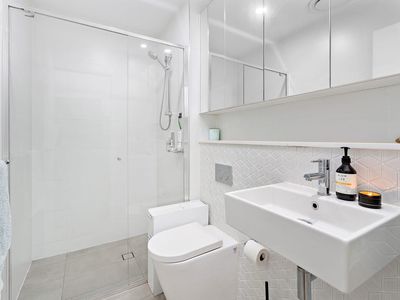 801 / 49 Denison Street, Wollongong