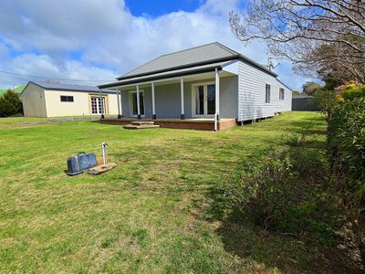 37 RAILWAY PARADE, Junee