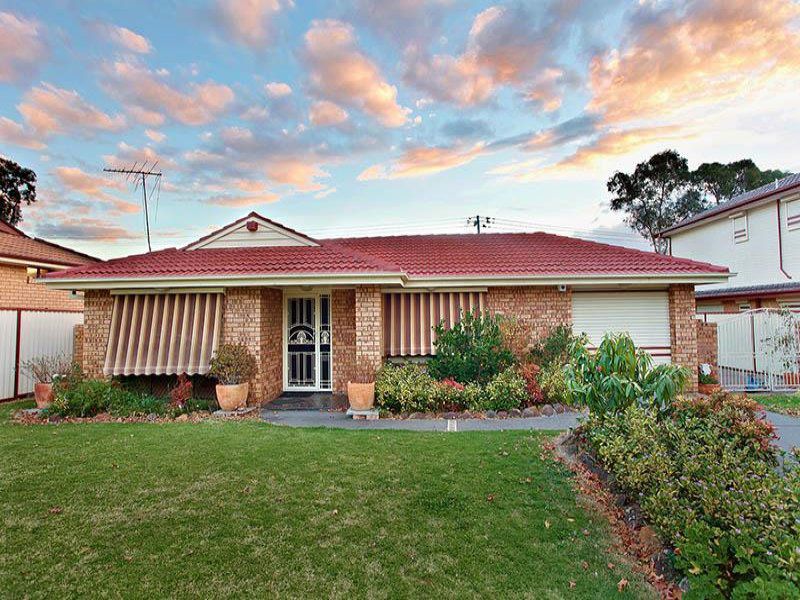 37 Horseshoe Cct, St Clair