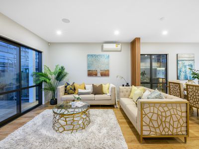 25 Tahingamanu Road, Hobsonville