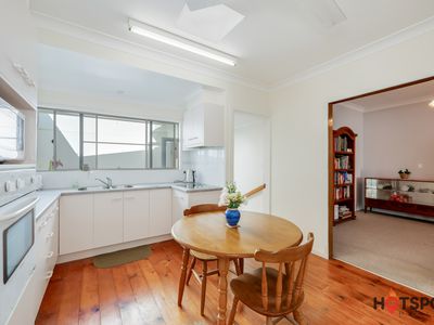 18 Hurst Street, Walkervale