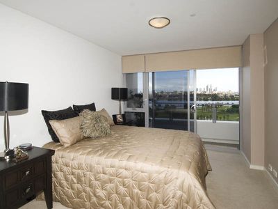 1501 / 30 The Circus, Burswood