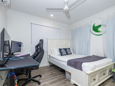 11 Discovery Drive, Flametree