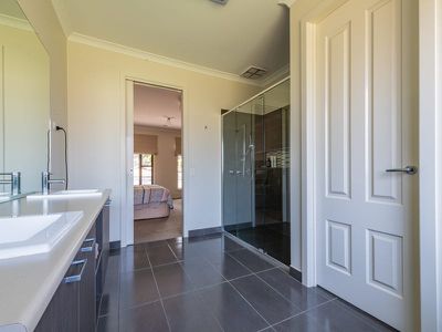 71 Redbank Rd, Seymour