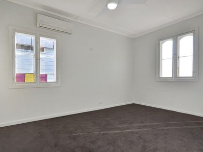 6 Robert Street, Wallsend