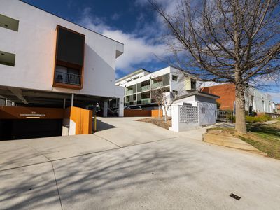 30 / 4 Ross Road, Queanbeyan