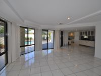 21 Woodgrove Place, Sunnybank Hills