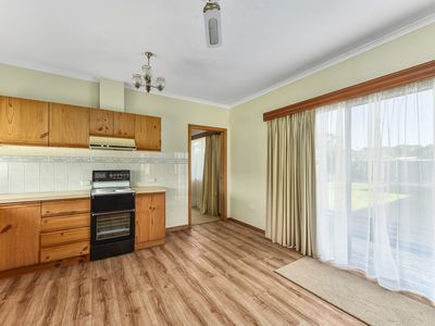 6 Florence Street, Moorak