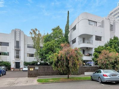 49 / 32 Queens Road, Melbourne