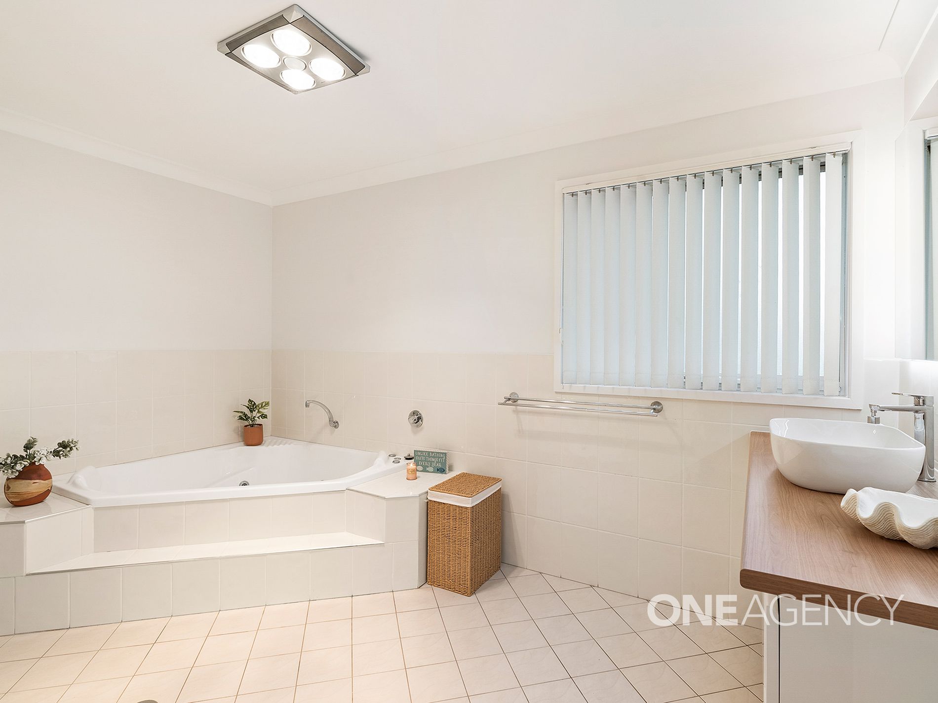 1 Edendale Street, Woollamia