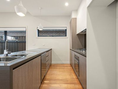 19B Sapphire Street, Niddrie