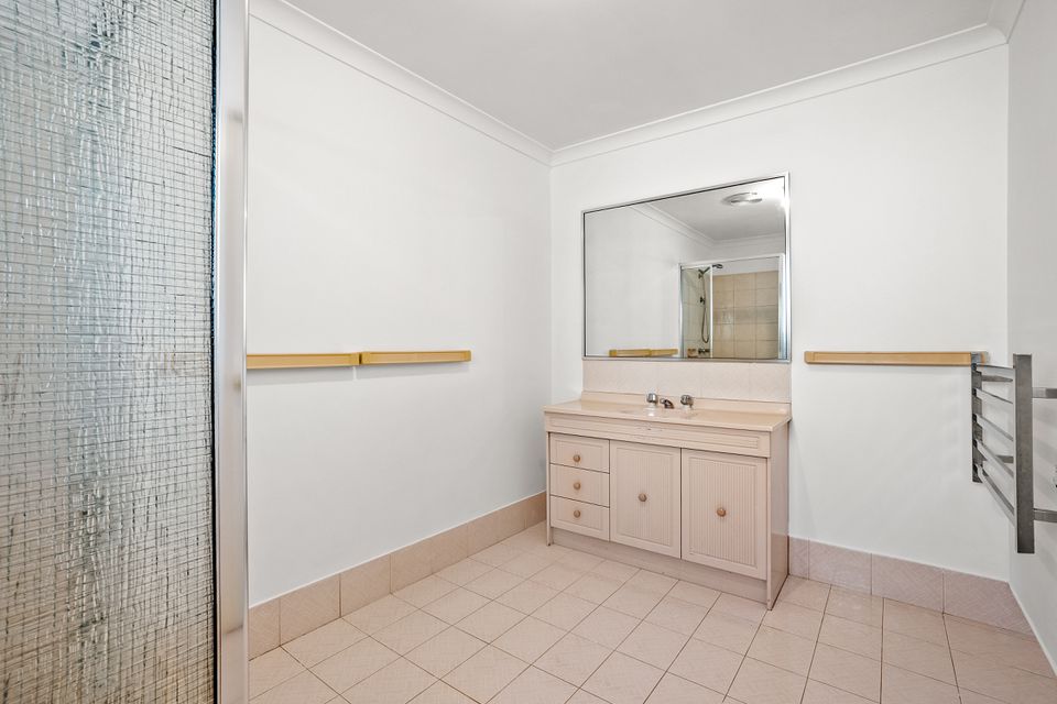9 SCHOONER PLACE, Waikiki