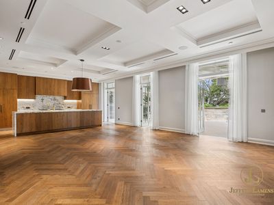 1 / 147 Darling Point Road, Darling Point