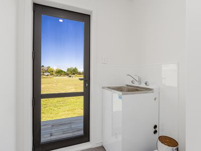 1514 Run Road, Tapora